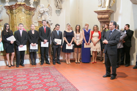 Vyřazení maturantů ve fotografiích