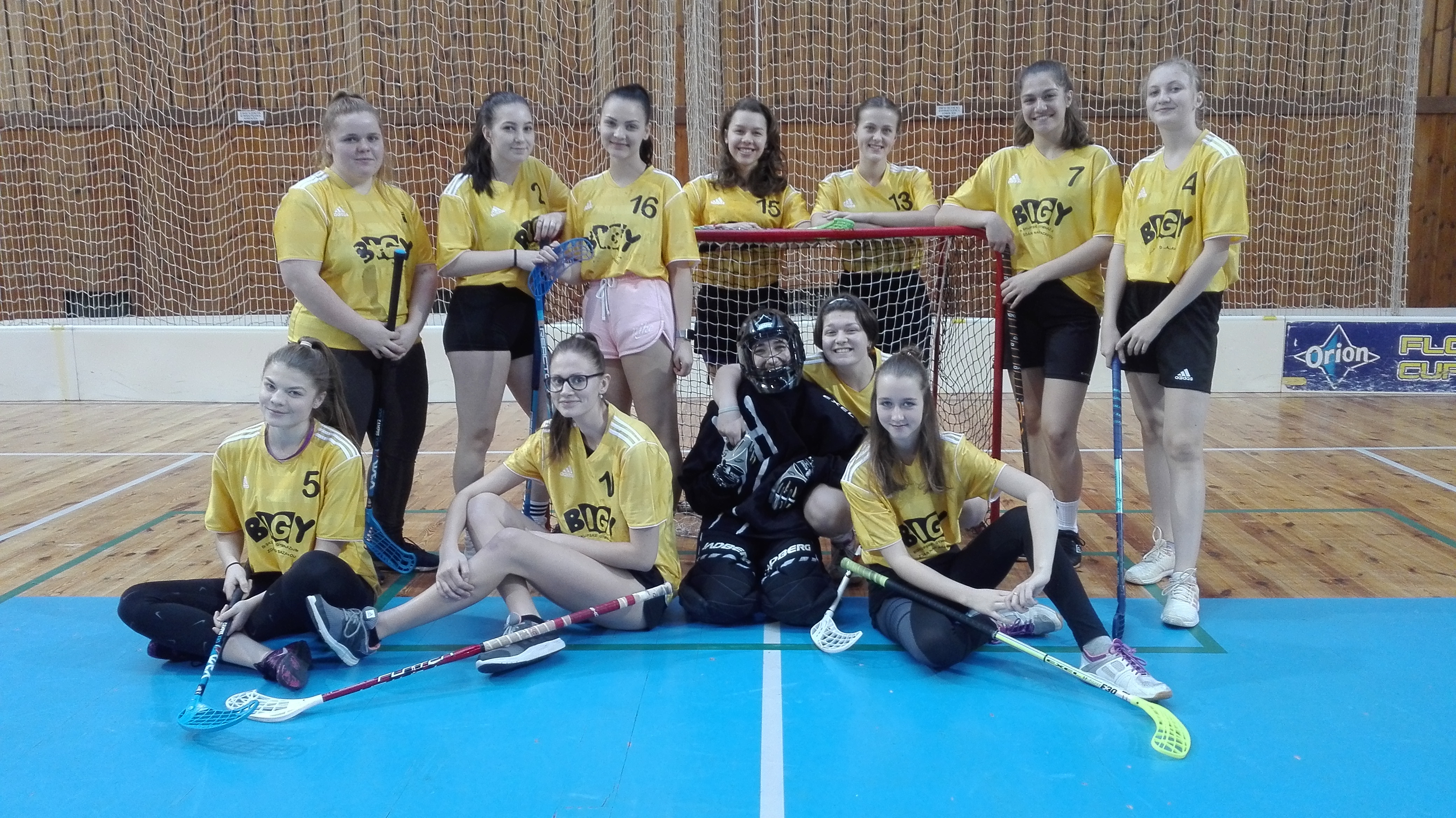 Florbalistky vydřely bronz po nájezdech