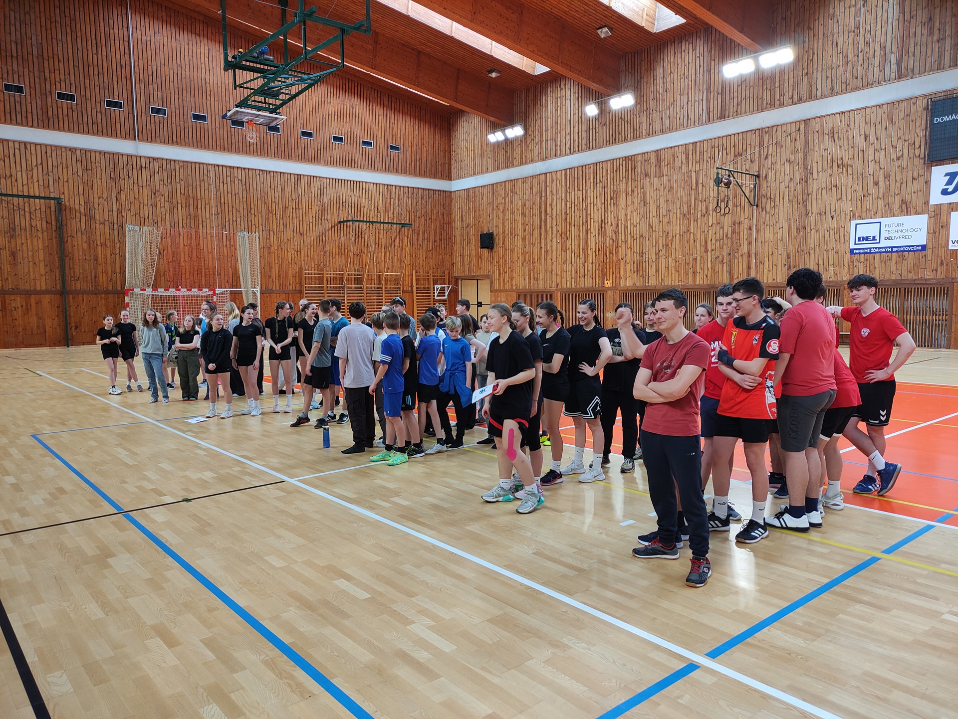 Sportovní turnaj nižšího gymnázia